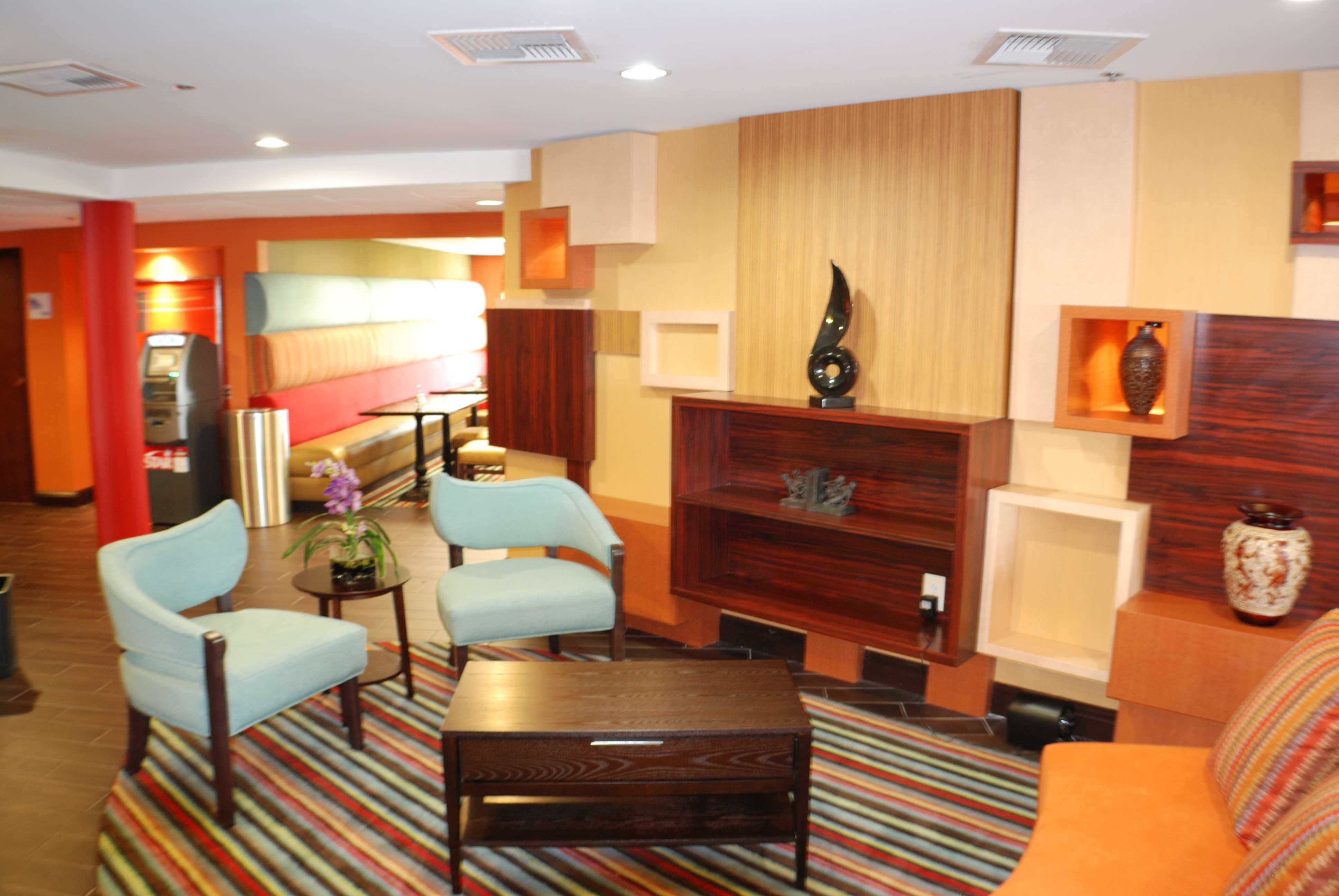 Holiday Inn Express Nashville W-I40 By Ihg Екстер'єр фото